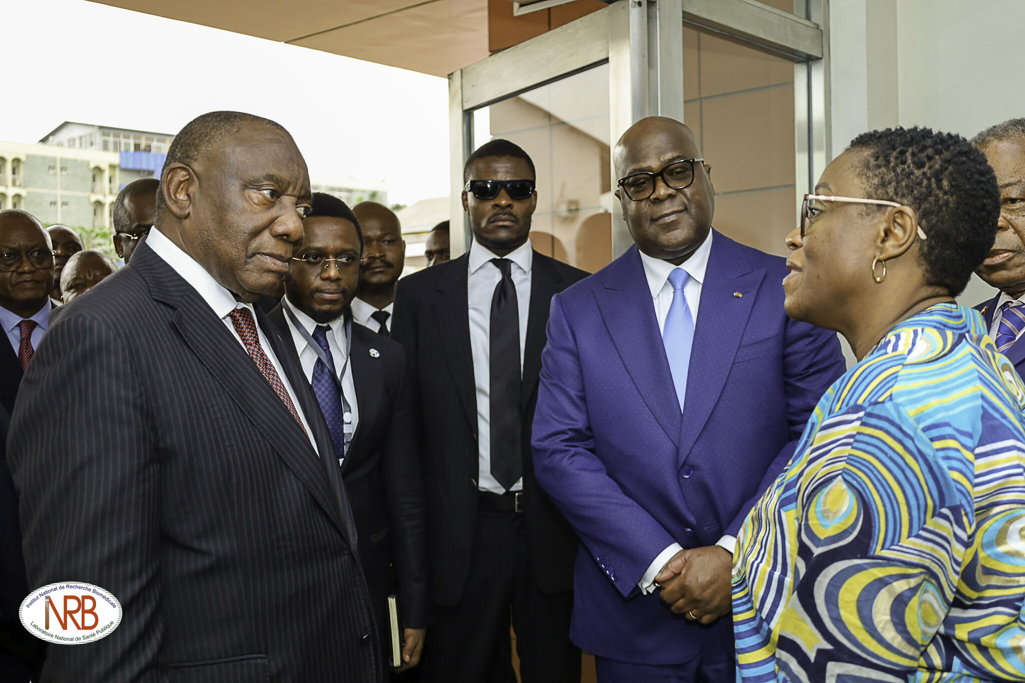 Visite de haut niveau à l’INRB dans le cadre de la riposte à l’épidémie de Maladie à Virus Ebola